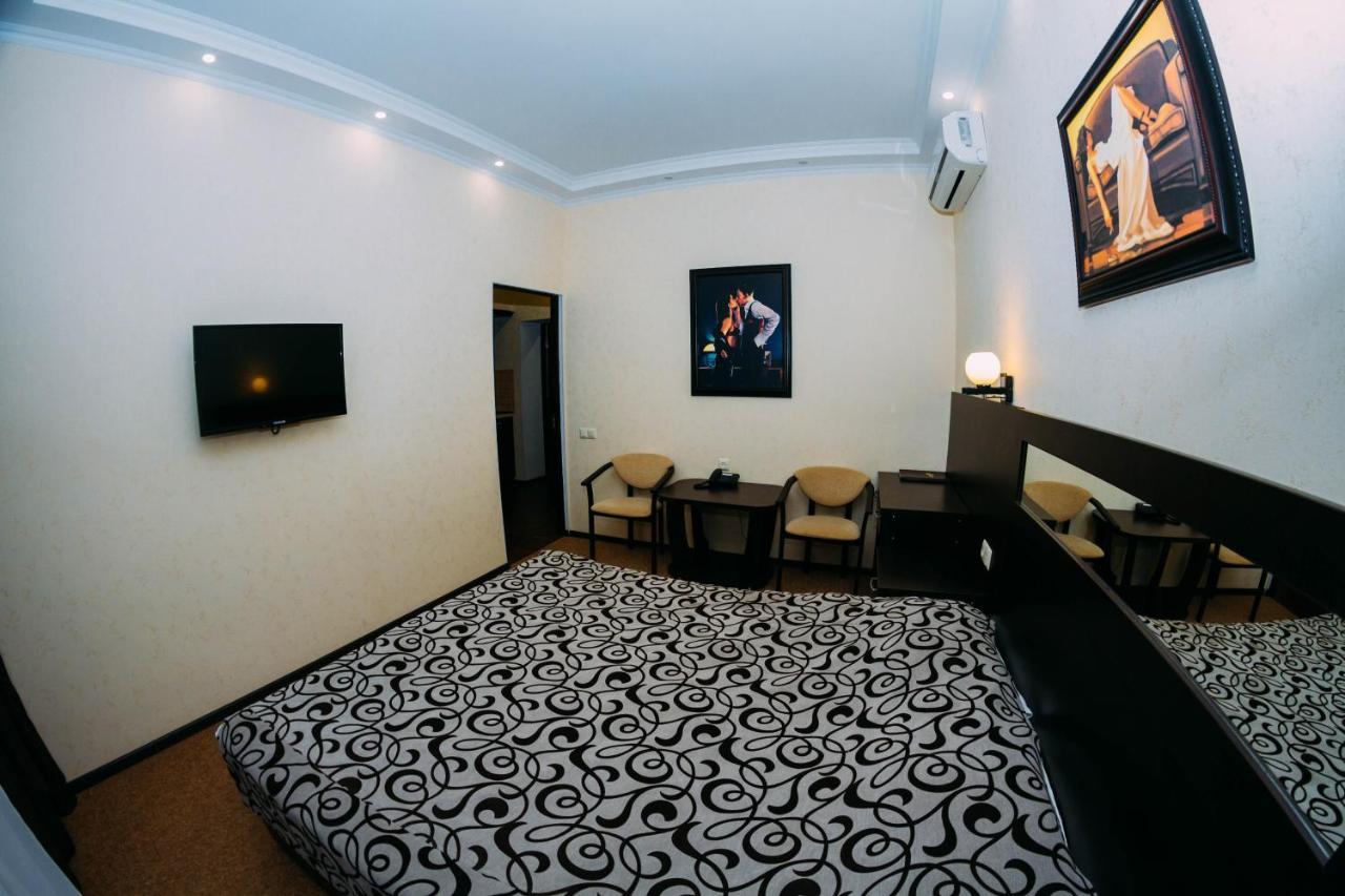 Delta Hotel Волкове Екстериор снимка