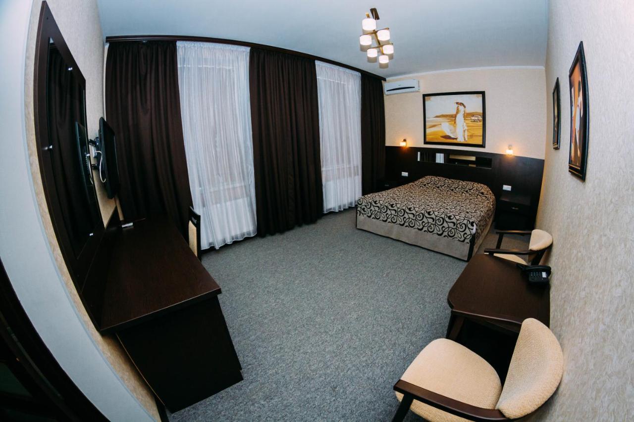 Delta Hotel Волкове Екстериор снимка
